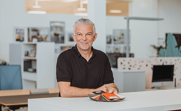 Mitarbeiterfoto von Roland Wolf, Verkauf und Aussendienst bei der Zemp AG.